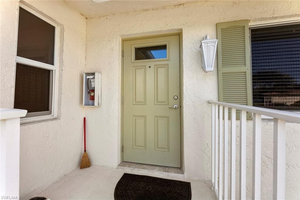 701 Teryl Rd 4, Naples, FL 34112-11