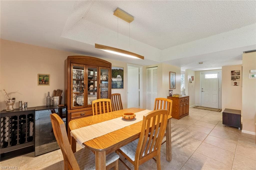 701 Teryl Rd 4, Naples, FL 34112-15