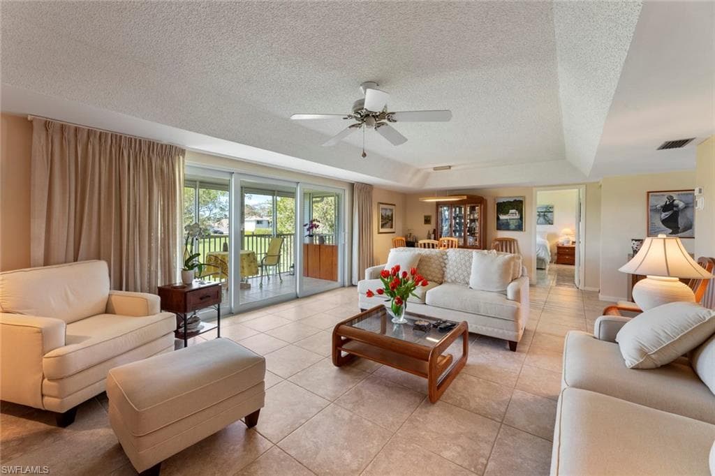 701 Teryl Rd 4, Naples, FL 34112-18