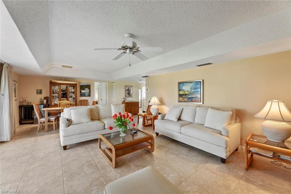 701 Teryl Rd 4, Naples, FL 34112-19