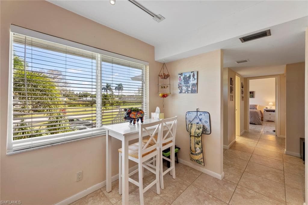 701 Teryl Rd 4, Naples, FL 34112-21