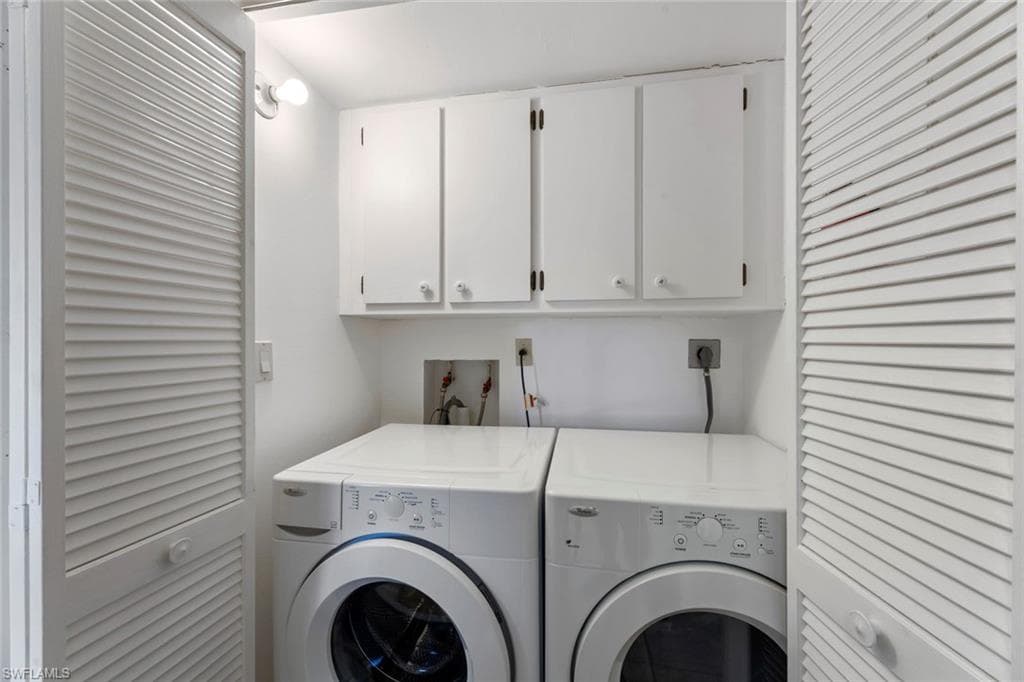 701 Teryl Rd 4, Naples, FL 34112-23
