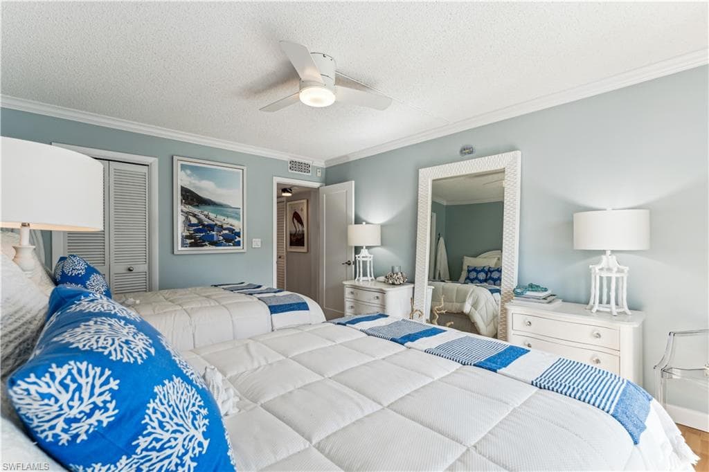 2900 Gulf Shore Blvd N 312, Naples, FL 34103-22