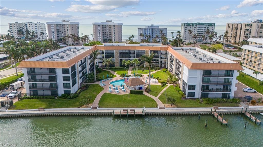 2900 Gulf Shore Blvd N 312, Naples, FL 34103-27