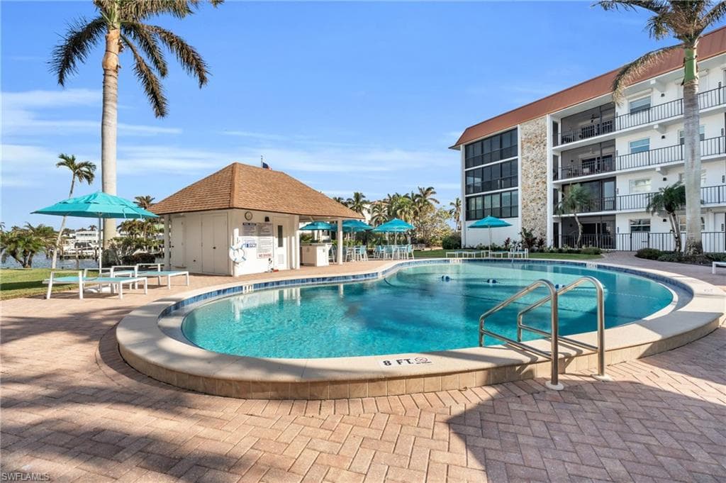 2900 Gulf Shore Blvd N 312, Naples, FL 34103-30