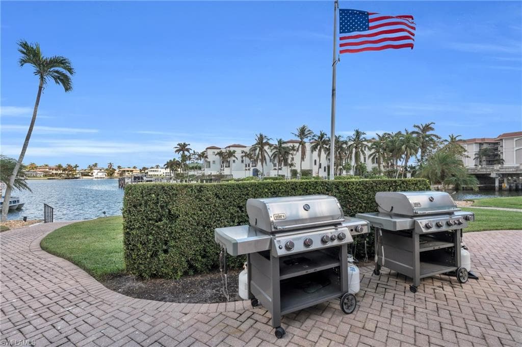 2900 Gulf Shore Blvd N 312, Naples, FL 34103-35