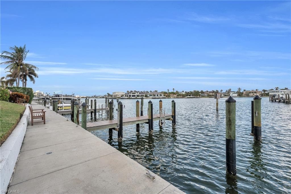 2900 Gulf Shore Blvd N 312, Naples, FL 34103-36