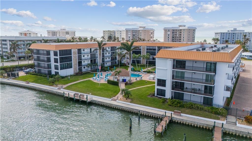 2900 Gulf Shore Blvd N 312, Naples, FL 34103-42