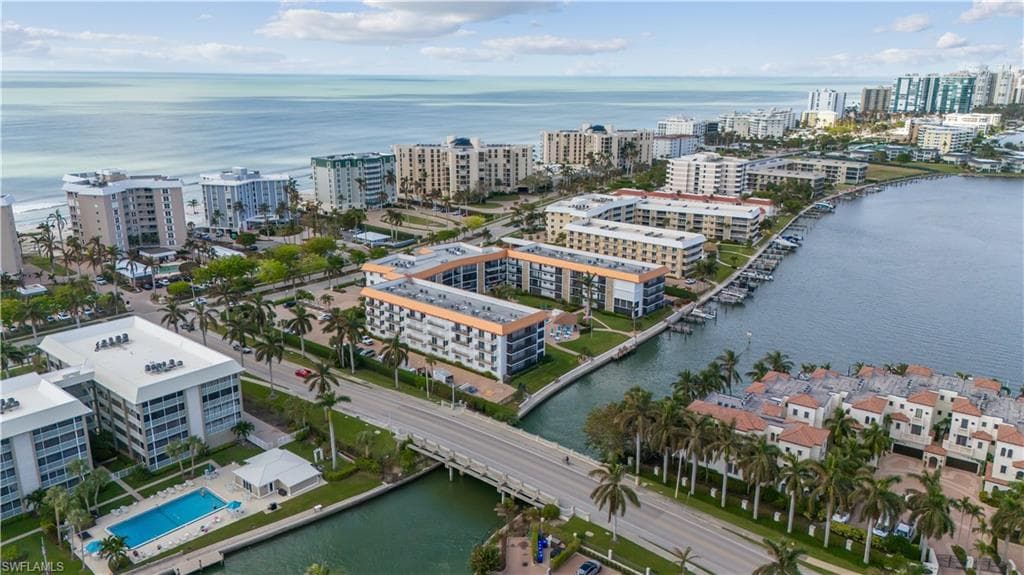 2900 Gulf Shore Blvd N 312, Naples, FL 34103-45