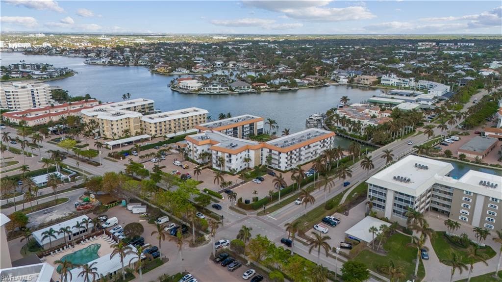 2900 Gulf Shore Blvd N 312, Naples, FL 34103-46