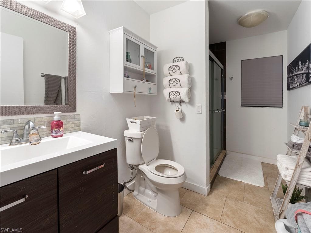 760 12th St NE, Naples, FL 34120-42