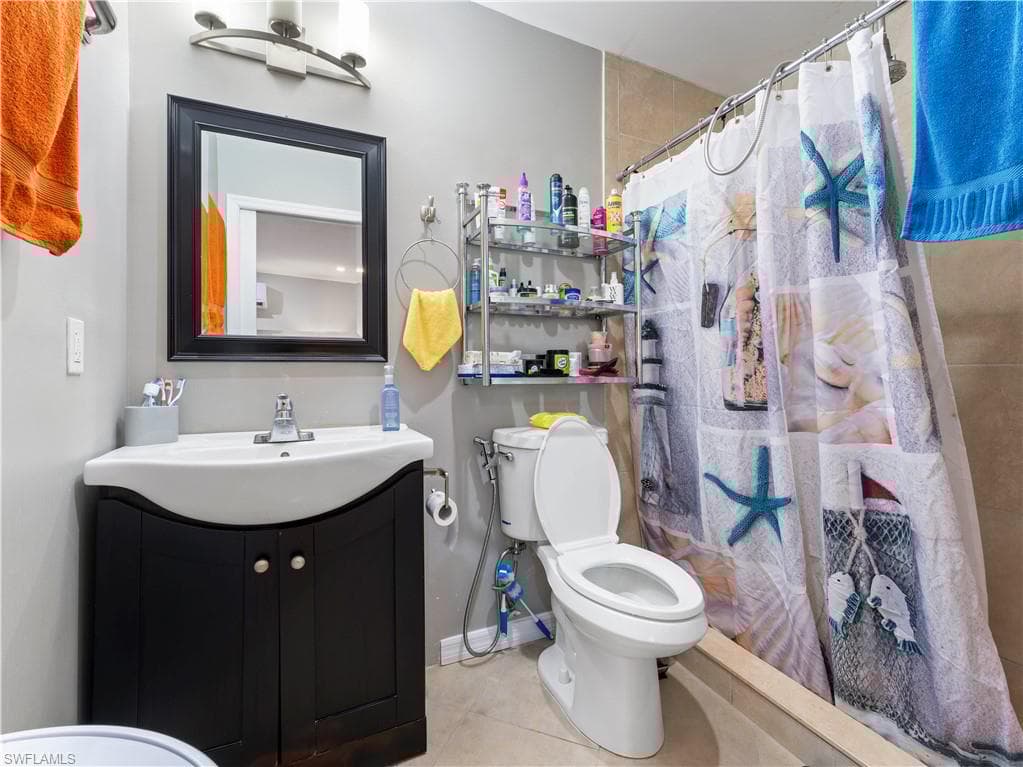 760 12th St NE, Naples, FL 34120-46