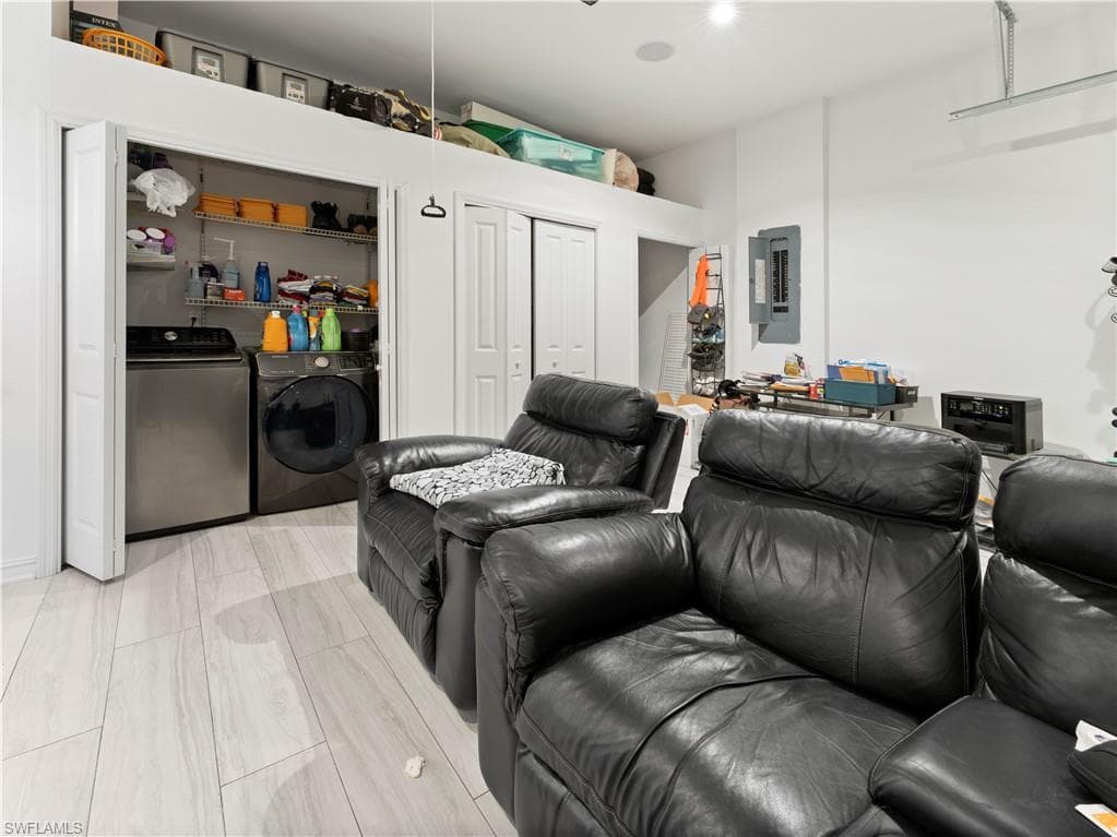 760 12th St NE, Naples, FL 34120-49