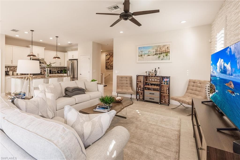 2311 Sawyers Hill Rd 805, Naples, FL 34120-9