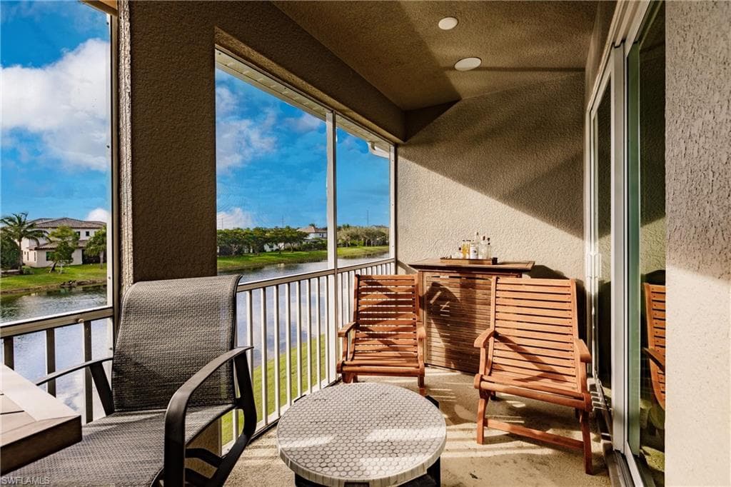 2311 Sawyers Hill Rd 805, Naples, FL 34120-25
