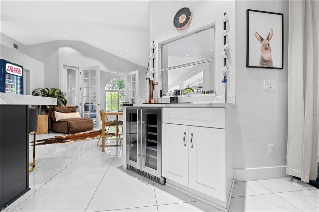 8139 Las Palmas Way, Naples, FL 34109-12