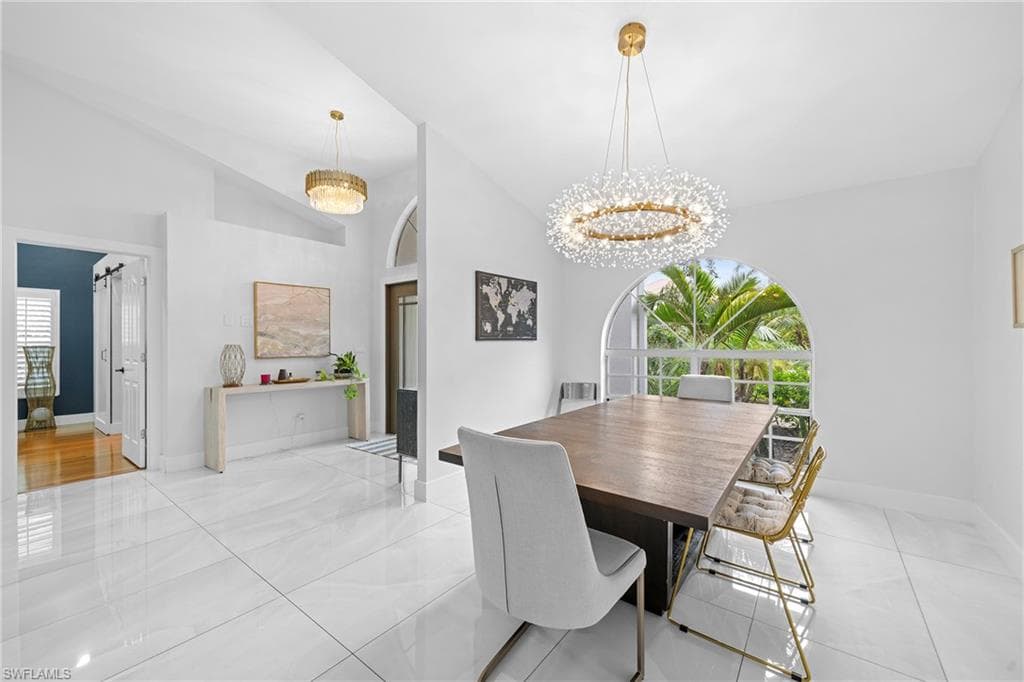 8139 Las Palmas Way, Naples, FL 34109-19