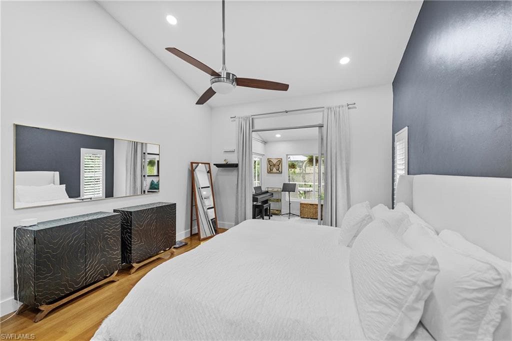 8139 Las Palmas Way, Naples, FL 34109-27