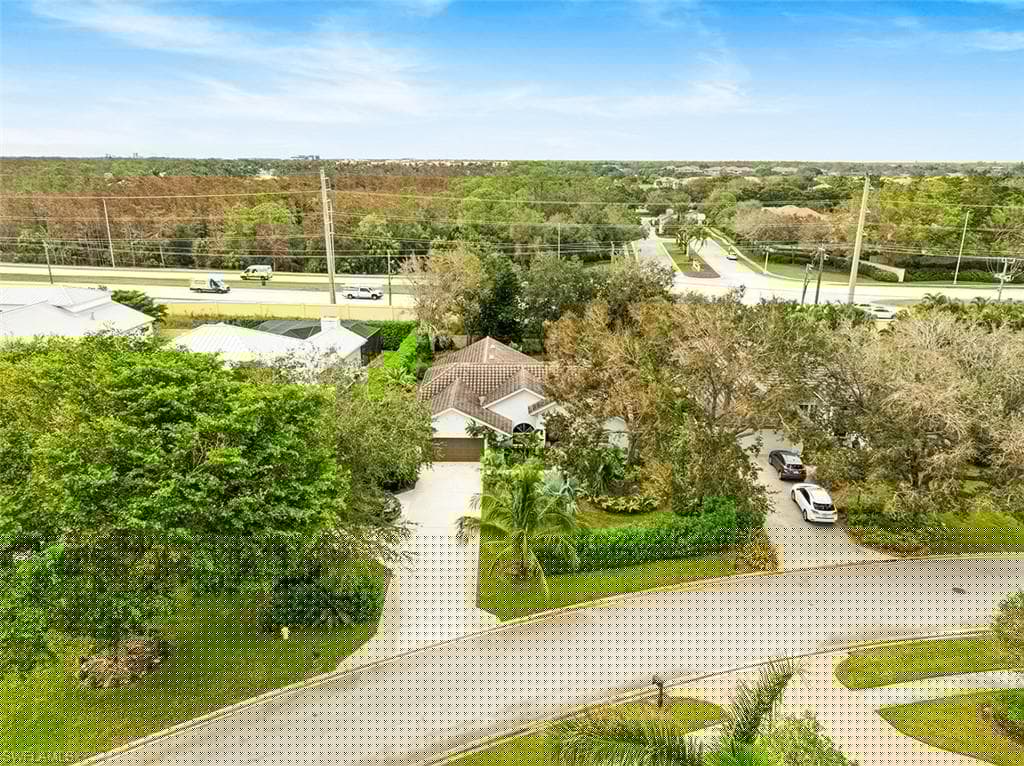 8139 Las Palmas Way, Naples, FL 34109-37