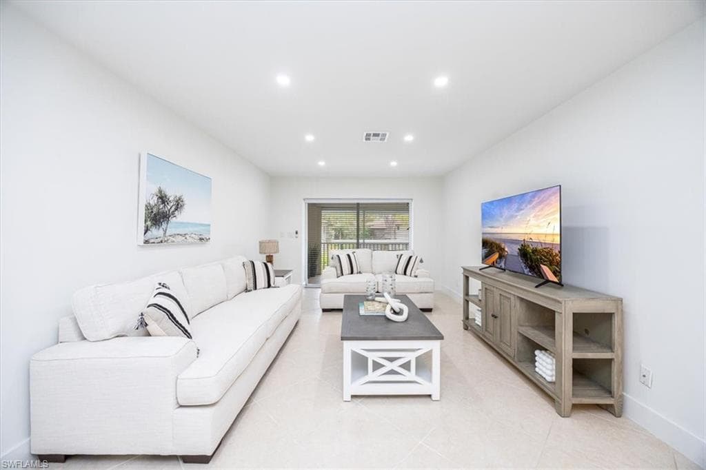 4126 Belair Ln C6, Naples, FL 34103-6