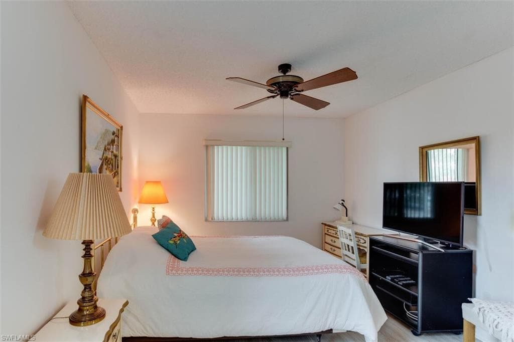 4351 27th Ct SW 203, Naples, FL 34116-19