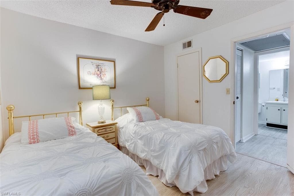 4351 27th Ct SW 203, Naples, FL 34116-26