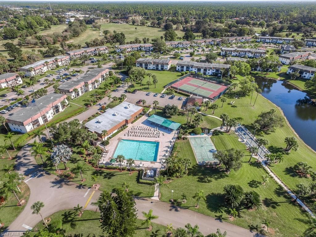 4351 27th Ct SW 203, Naples, FL 34116-38