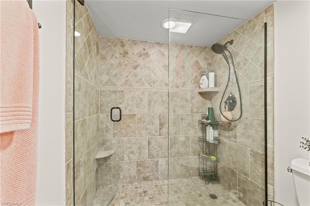4155 Crayton Rd 107, Naples, FL 34103-21