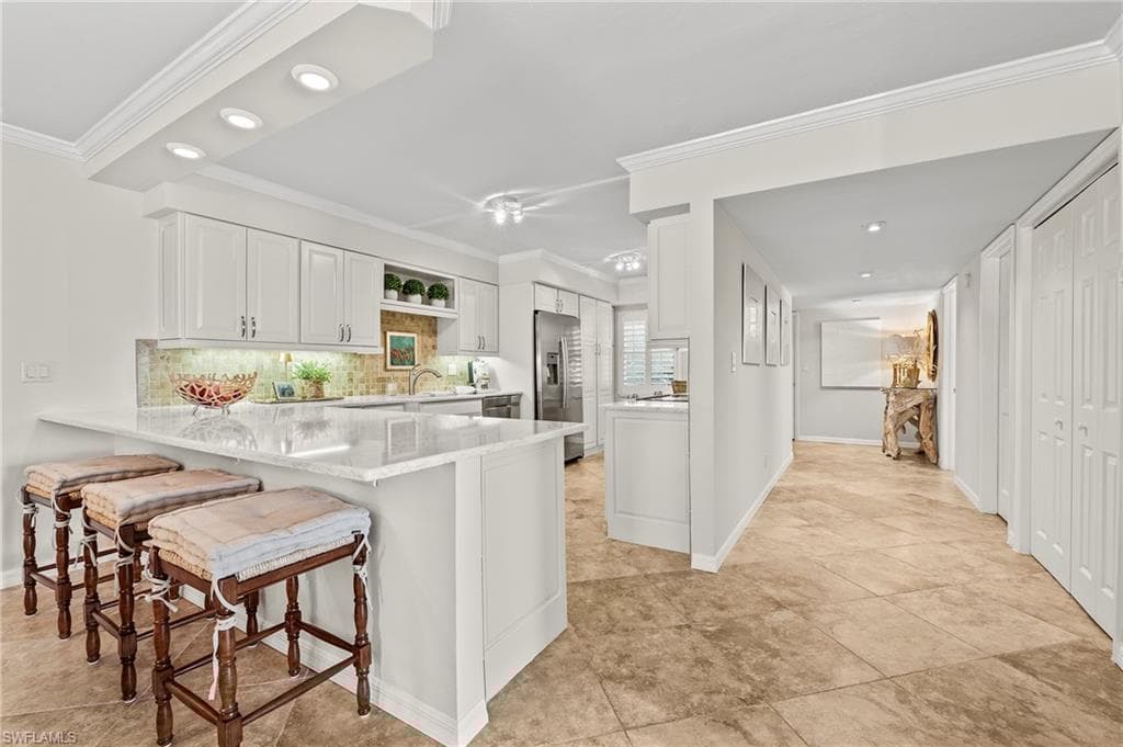 4155 Crayton Rd 107, Naples, FL 34103-3