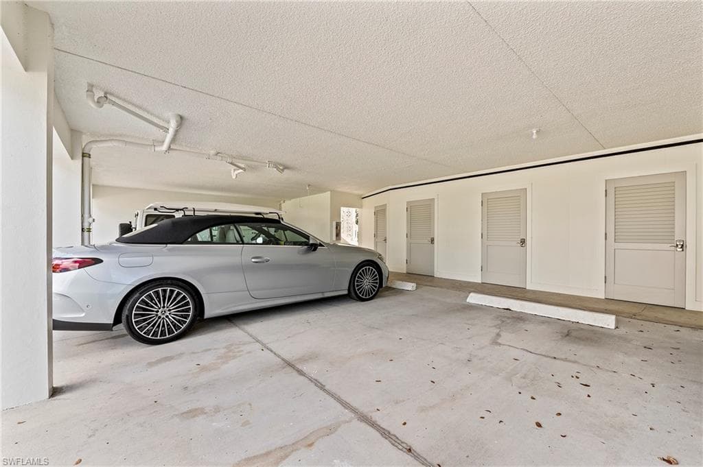 4155 Crayton Rd 107, Naples, FL 34103-41