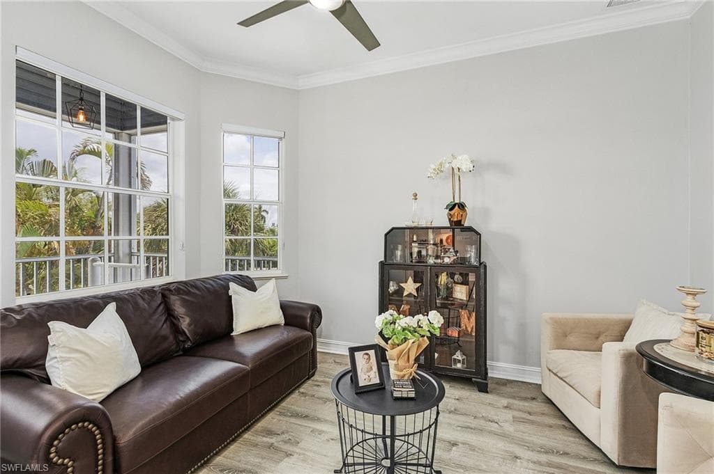 2917 Poplar St, Naples, FL 34112-14