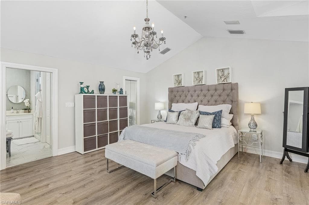 2917 Poplar St, Naples, FL 34112-19