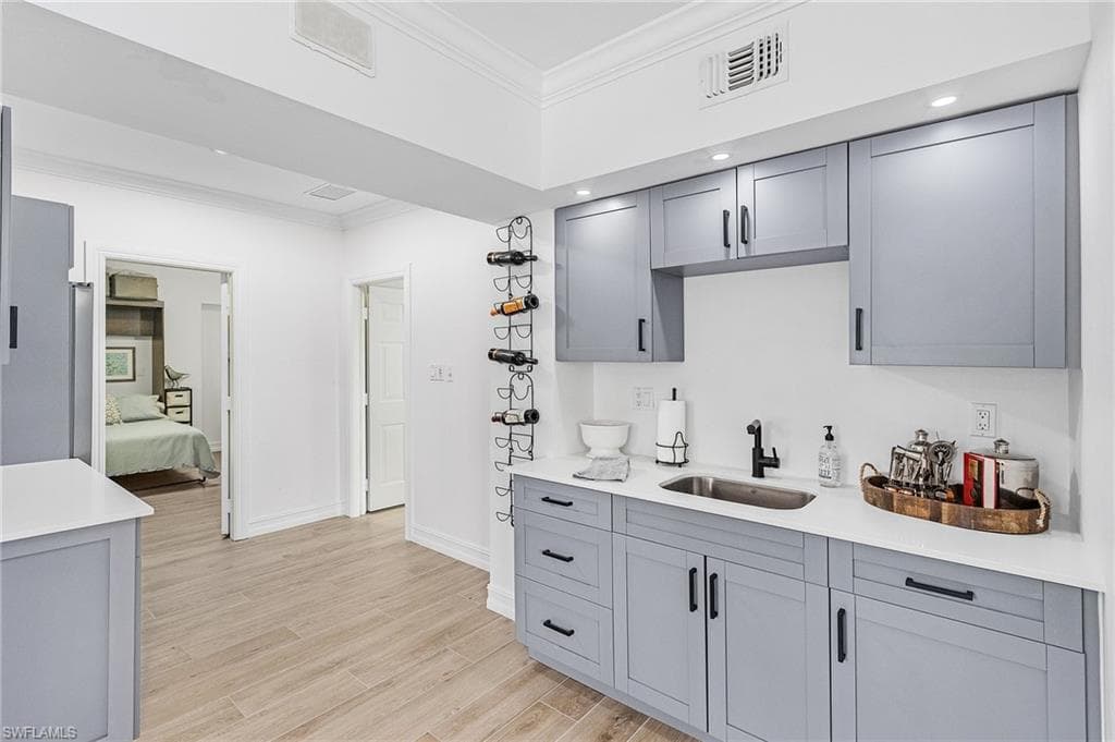 2917 Poplar St, Naples, FL 34112-26