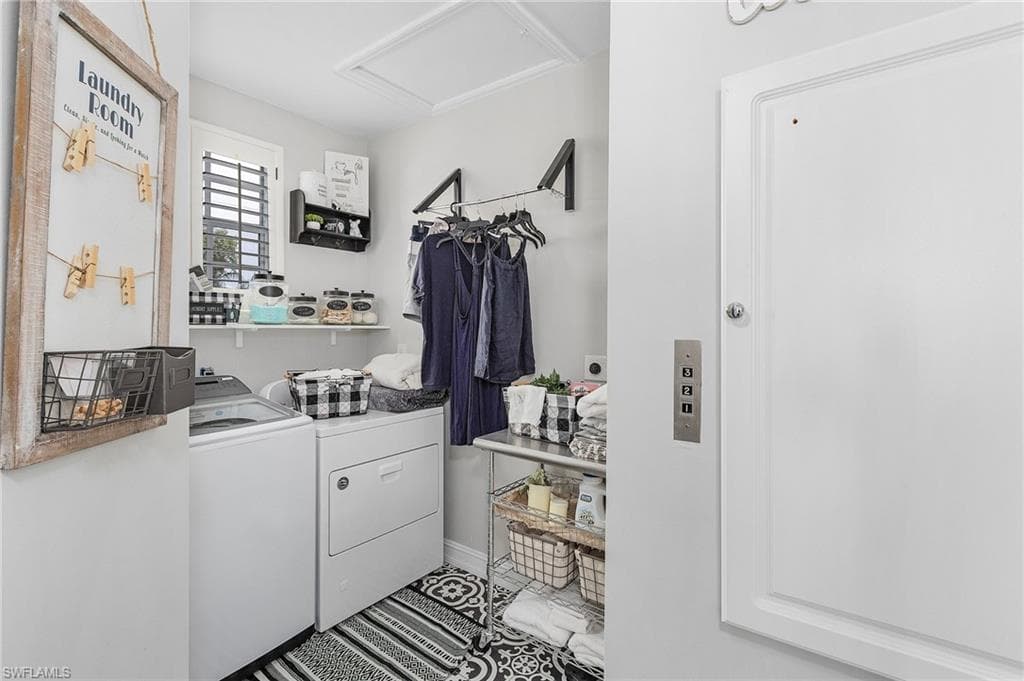 2917 Poplar St, Naples, FL 34112-29