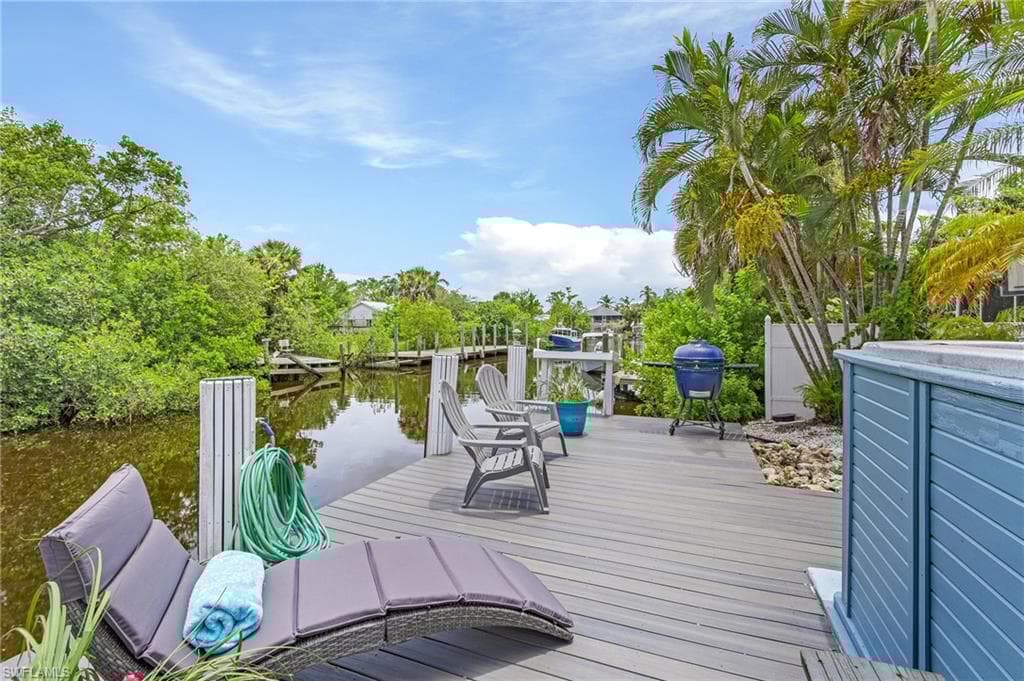 2917 Poplar St, Naples, FL 34112-32