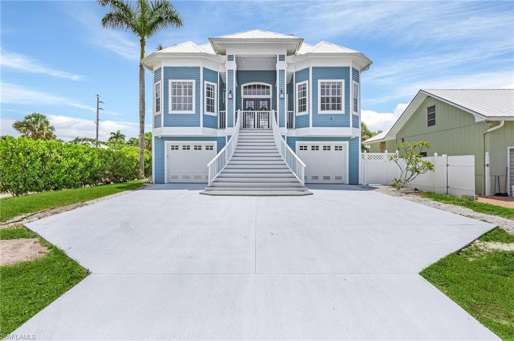 2917 Poplar St, Naples, FL 34112-6