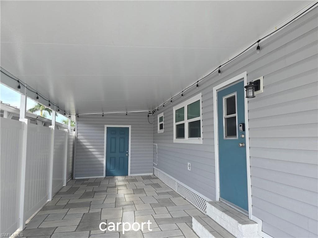 130 Enchanting Blvd E-130, Naples, FL 34112-17