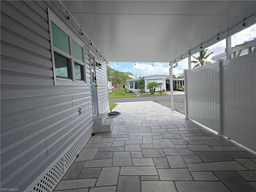 130 Enchanting Blvd E-130, Naples, FL 34112-19
