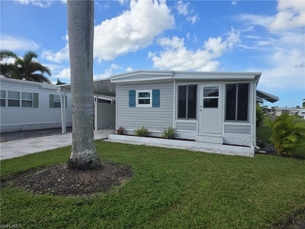 130 Enchanting Blvd E-130, Naples, FL 34112-20