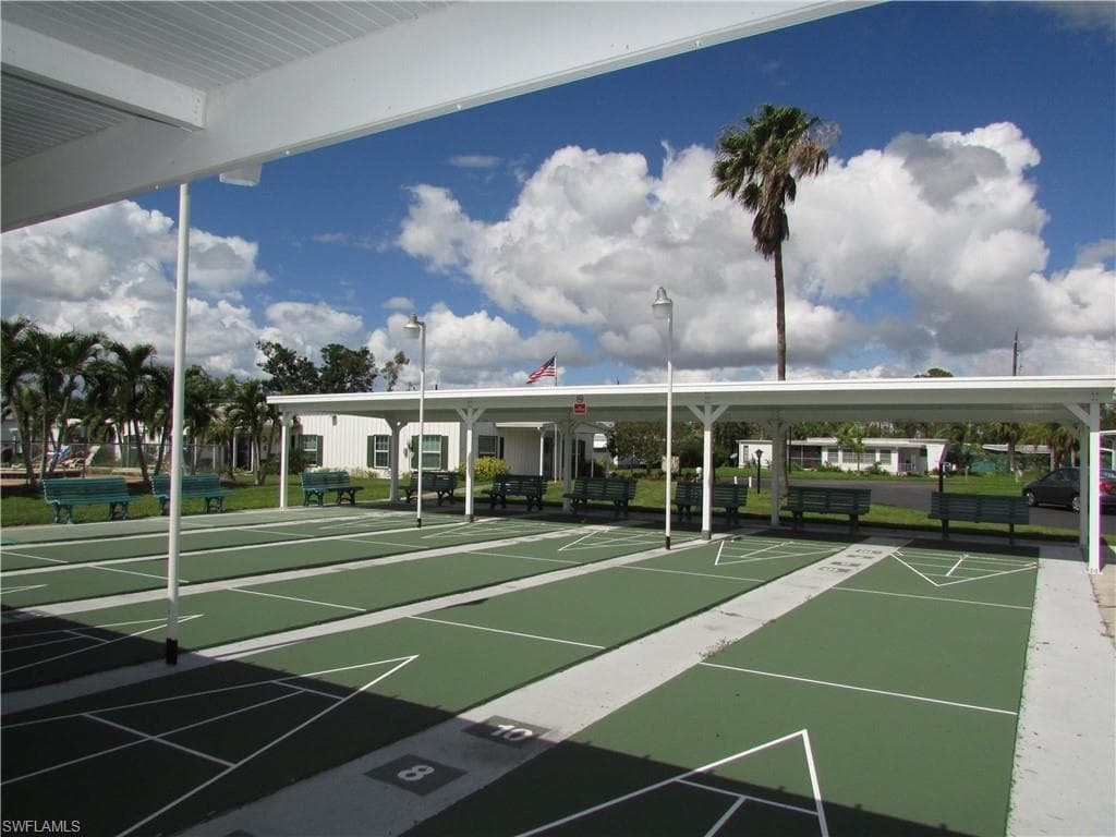 130 Enchanting Blvd E-130, Naples, FL 34112-26