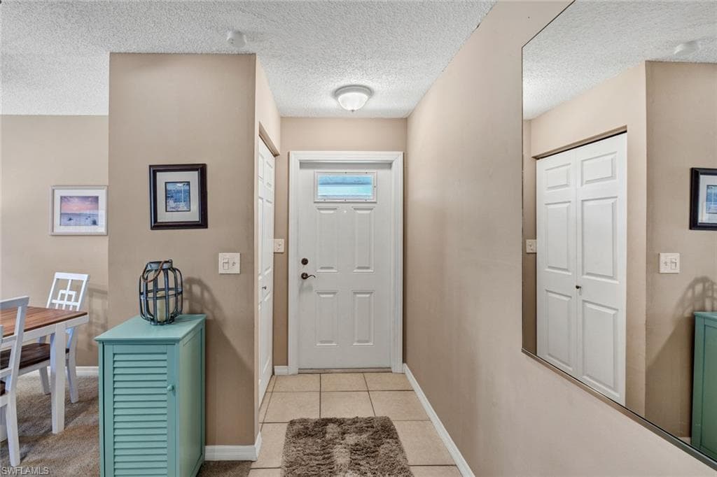 240 Palm Dr 2, Naples, FL 34112-11