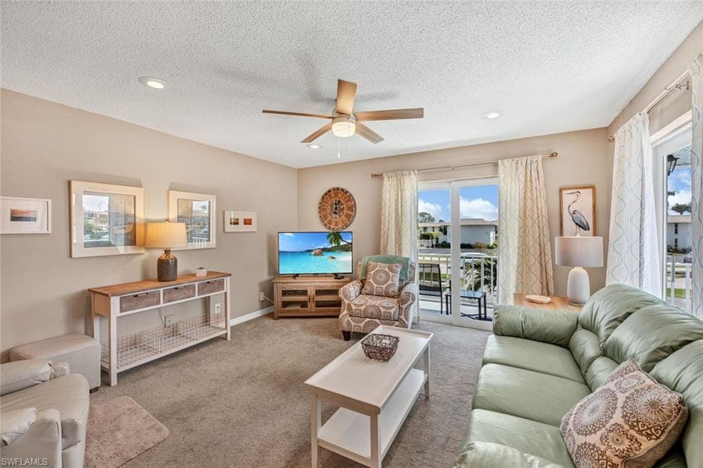 240 Palm Dr 2, Naples, FL 34112-16