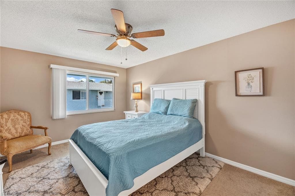 240 Palm Dr 2, Naples, FL 34112-21