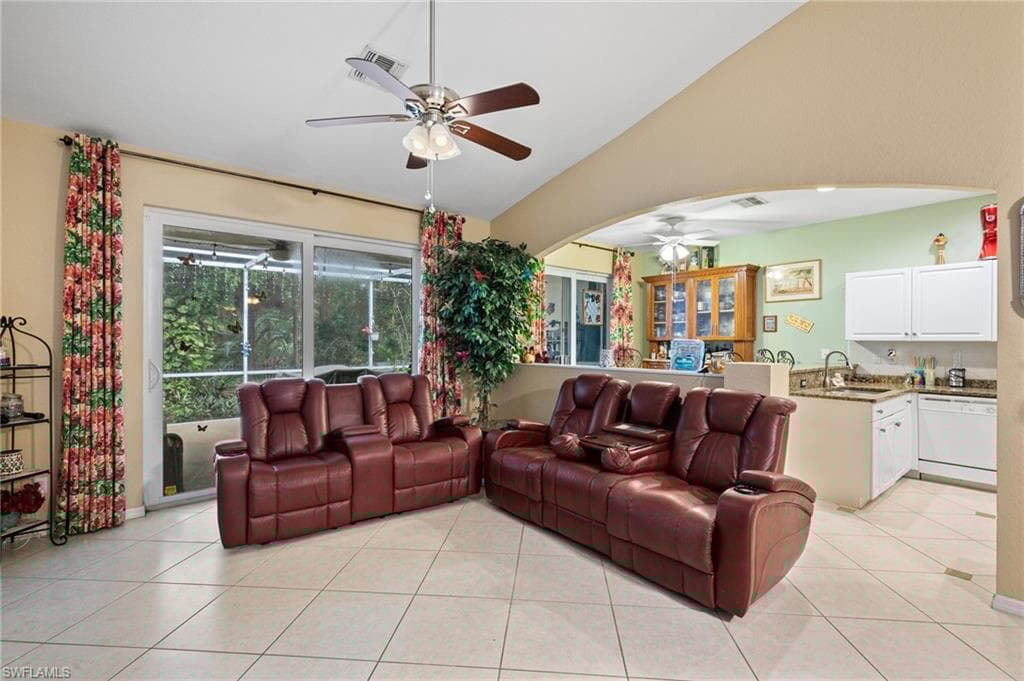 7452 Berkshire Pines Dr, Naples, FL 34104-5