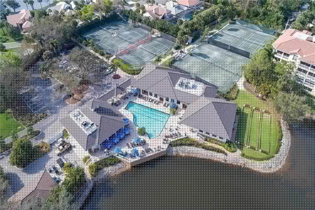 780 Waterford Dr 201, Naples, FL 34113-26