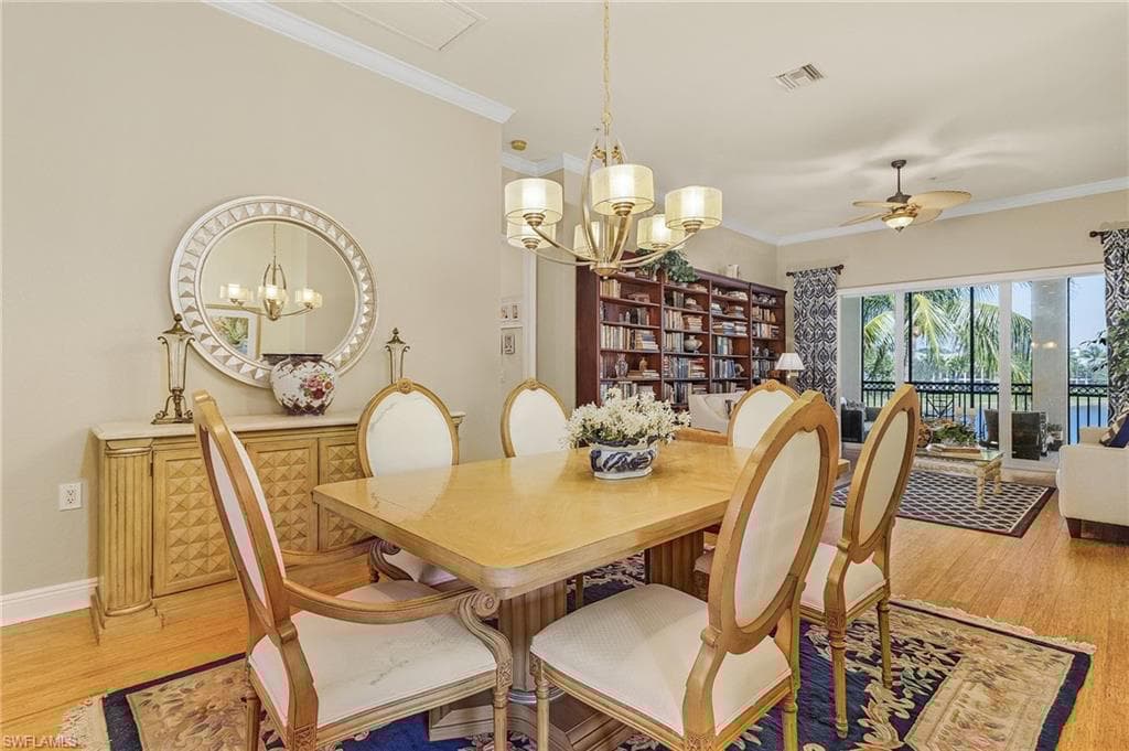 9283 Museo Cir 204, Naples, FL 34114-9
