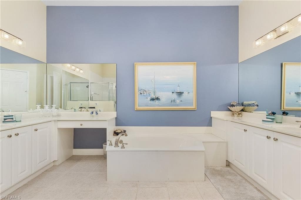 9283 Museo Cir 204, Naples, FL 34114-12