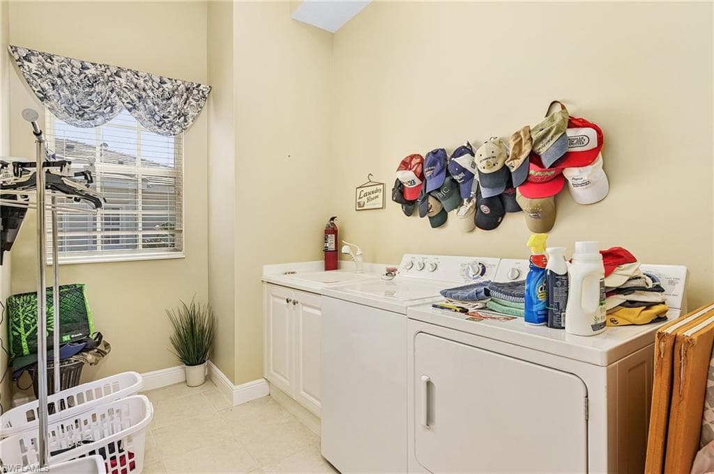 9283 Museo Cir 204, Naples, FL 34114-18