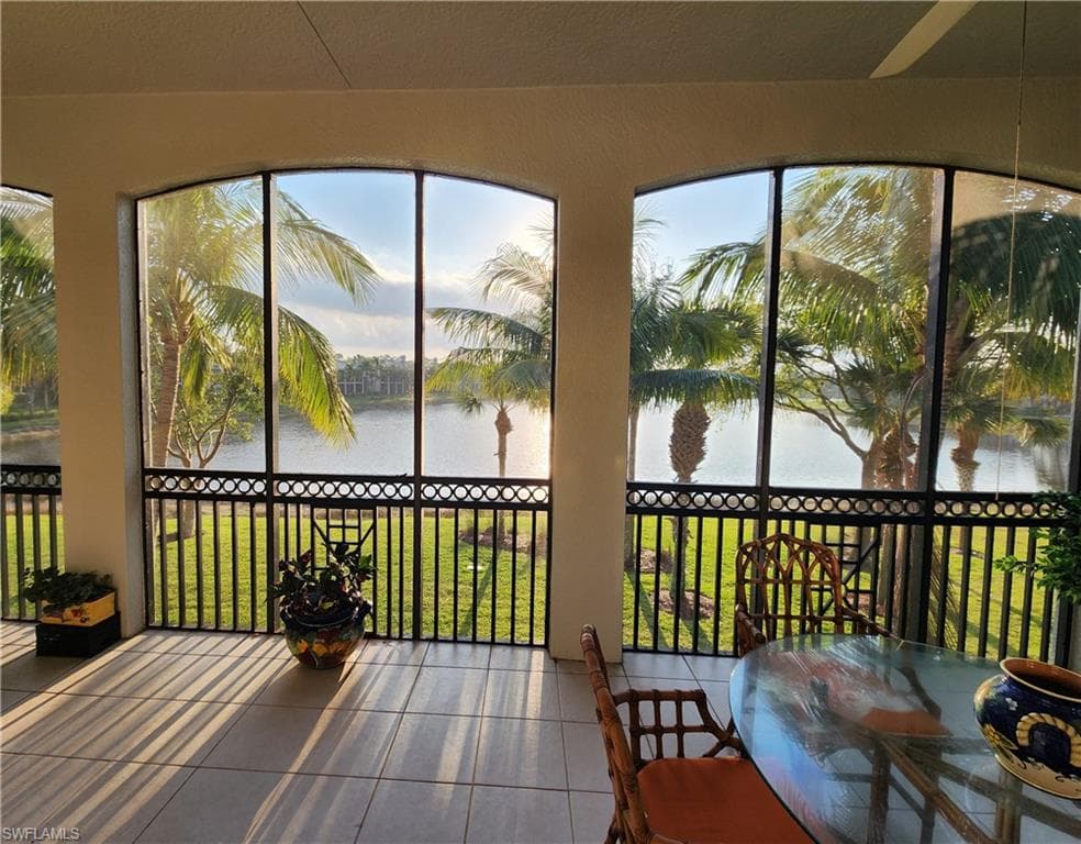 9283 Museo Cir 204, Naples, FL 34114-21