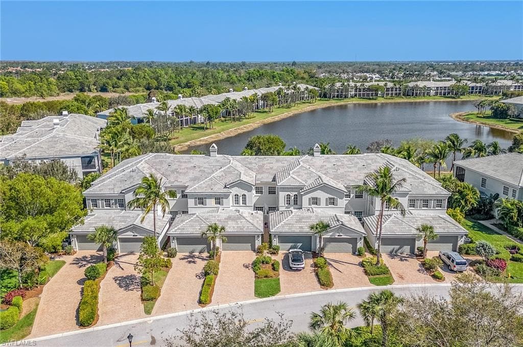 9283 Museo Cir 204, Naples, FL 34114-23